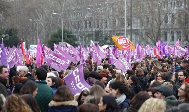 Coronavirus: la "hecatombe sanitaria se veía venir" desde antes del 8M