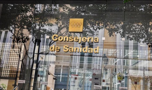 Coronavirus: Madrid suspende vacaciones y permisos a médicos y enfermeros