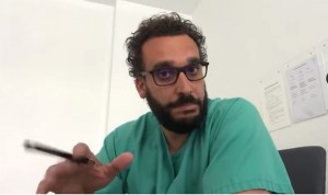 Coronavirus: Spiriman defiende "escupir en la cara" a médicos negligentes