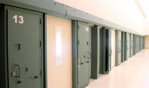 Covid-19: los médicos recurren las 40 plazas ofertadas en Prisiones 
