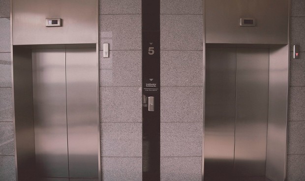 Covid-19 | "Mascarilla también dentro del ascensor, aunque vayas solo"