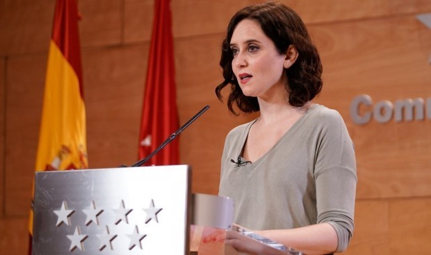 Ayuso responde a las críticas de Revilla: "Ahora resulta que es virólogo"