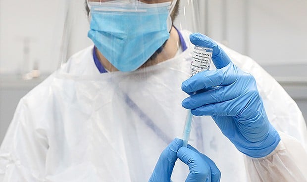 España pone 125.256 vacunas Covid de AstraZeneca el fin de semana 