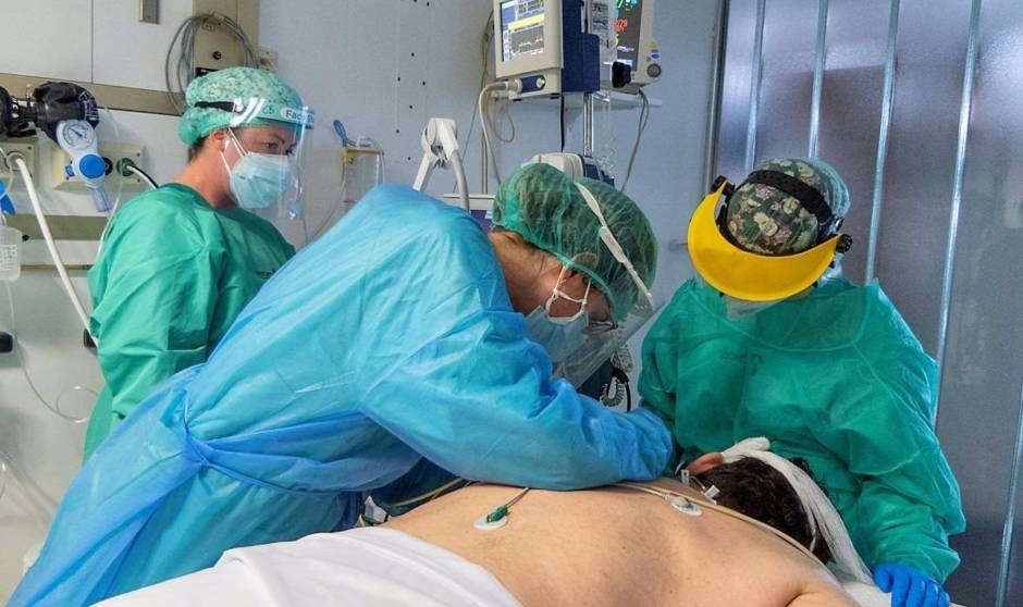 El perfil inmunitario de hombres y ancianos los predispone al Covid grave