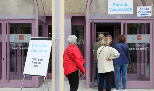 Madrid extiende la vacunación frente al Covid-19 a menores de 60 años