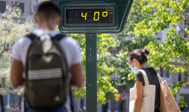 Covid y temperatura: cada grado de subida 'evita' 400 contagios en España