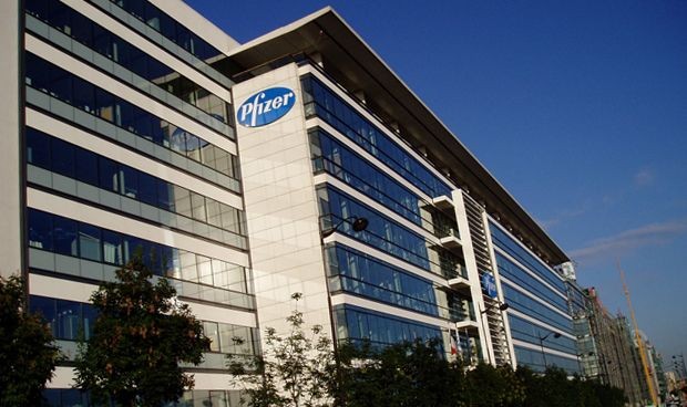 Reino Unido, primer país en aprobar la vacuna contra el Covid de Pfizer