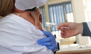 La vacuna Covid reduce entre un 85% y un 96% las infecciones en sanitarios