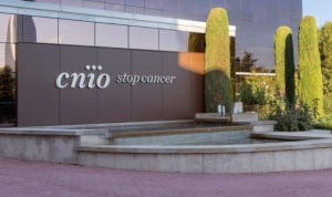 Cris contra el Cáncer, AECC y Fundación BBVA huyen de la crisis del CNIO