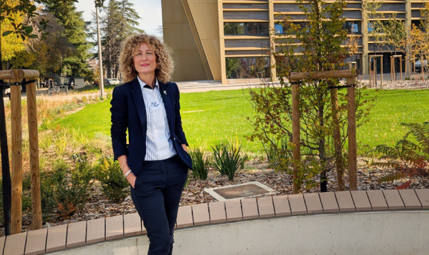  Cristina García-Vivar, primera catedrática de Enfermería de la Universidad Pública de Navarra.