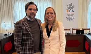 Manuel Rosety, decano de la Facultad de Medicina de Cádiz, y Pilar Sánchez de CTO