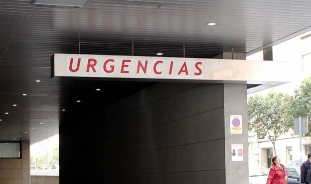 Cuatro meses de prisión y multa de 90 euros por agredir a un médico