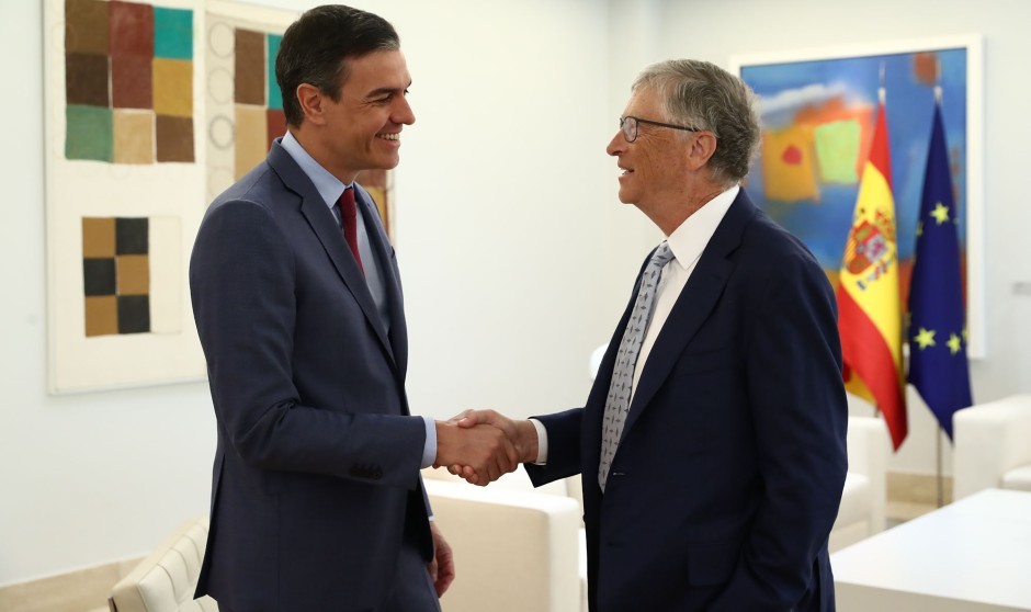 Cumbre en 'clave sanitaria' entre Pedro Sánchez y Bill Gates