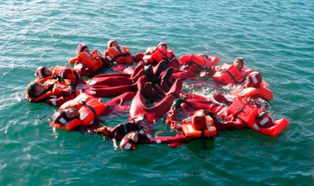 Suspenden un curso sanitario porque la docente 'enchufó' a su marido