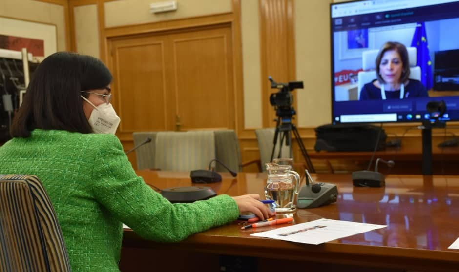 Darias urge a "agilizar" la compra europea de tratamientos covid