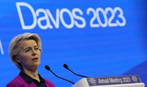 Davos cifra el déficit de enfermeras en España en 238.000