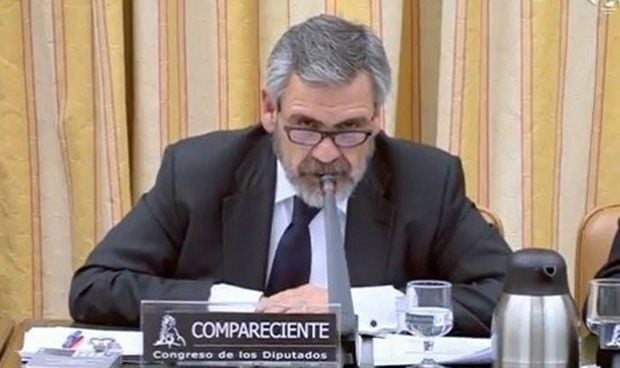 De Alfonso: "No me he cargado ningún sistema sanitario, solo su corrupción”