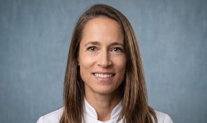  Silvana Crowley, especialista en Cirugía Torácica del Hospital Universitario Puerta de Hierro Majadahonda. El hospital desafía el modelo de conservación de órganos en hielo con mayor flexibilidad logística 