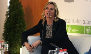 De La Plaza renueva como presidenta de los farmacéuticos de Cantabria