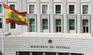 Defensa amplía su red sanitaria con el fichaje de 88 profesionales