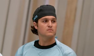 Deja los apuntes del MIR para salvar a una paciente: "Que paren el tren"