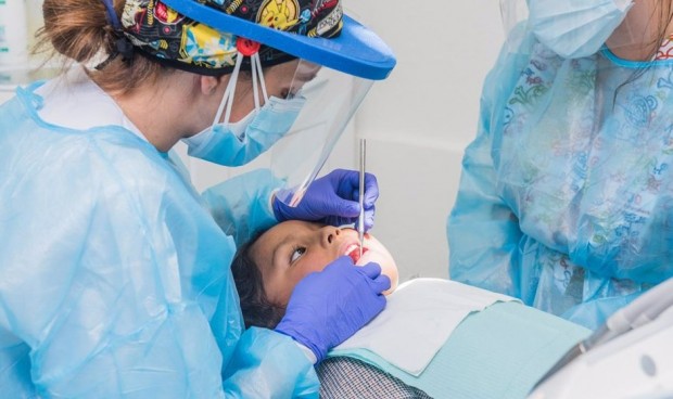 Dentistas voluntarios harán una revisión gratuita a jóvenes de 11-21 años