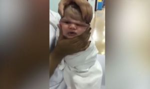 Despiden a tres enfermeras por maltratar a un bebé y compartirlo en redes