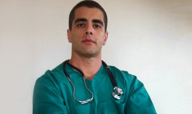 Detienen al 'doctor Bumbum' tras morir una mujer a la que le operó el culo