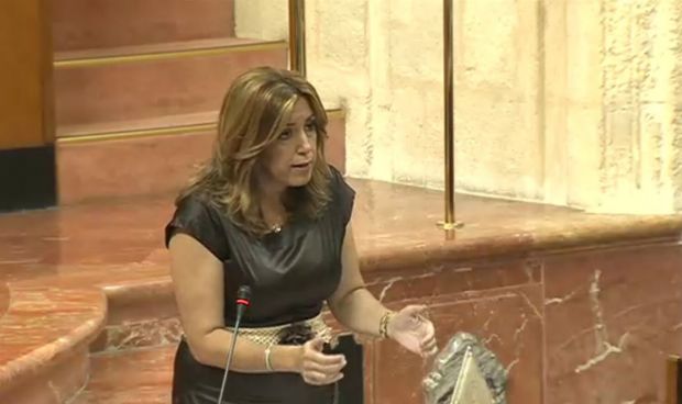 Díaz anuncia una subida del 1% del salario a todos los sanitarios andaluces