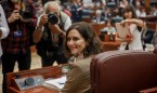 Díaz Ayuso prioriza la sanidad en su estreno en el Pleno de la Asamblea 