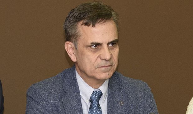 Dimisión inesperada entre los vocales nacionales de Farmacia