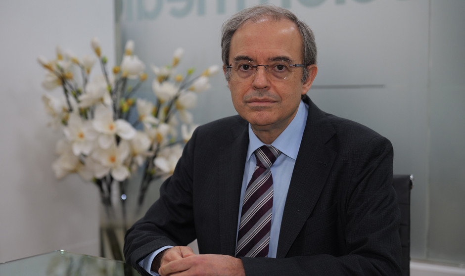 Dimite el decano de Medicina de la UCM por "injerencias" del Rectorado