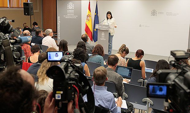 DIRECTO | Siga la última hora de la polémica por el máster de Carmen Montón