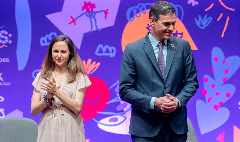 Ione Belarra y Pedro Sánchez recibirán la petición de crear una FP enfermera nueva