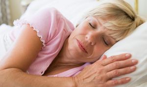Dormir más de ocho horas es perjudicial para las mujeres con cáncer de mama
