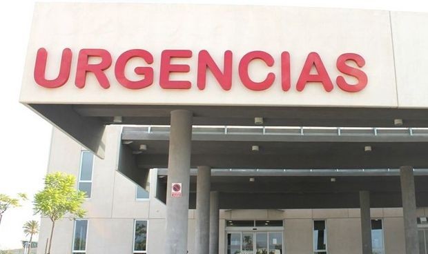 Dos médicos y 3 enfermeros se encierran en Urgencias para no ser agredidos
