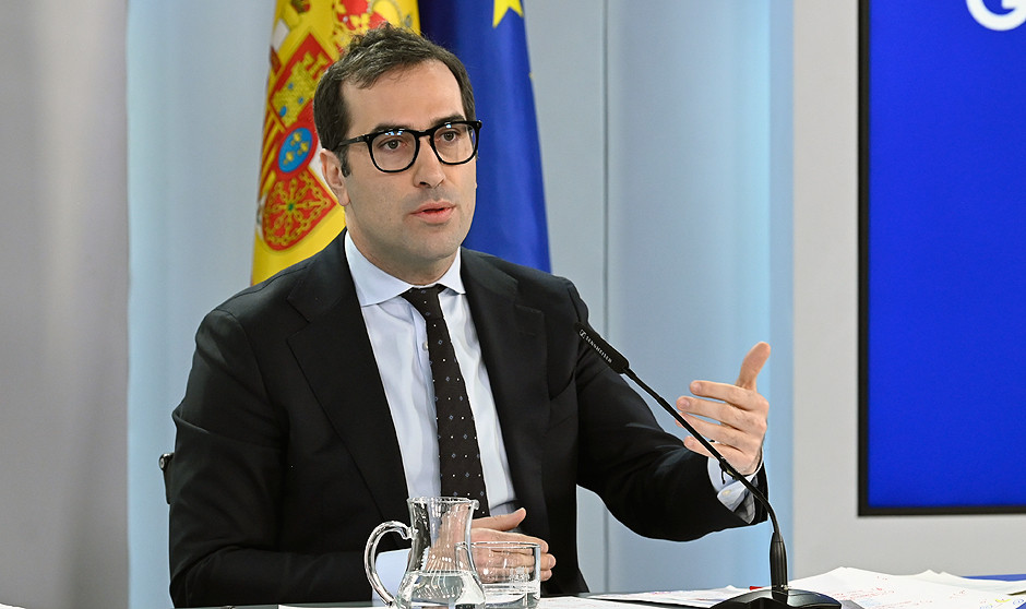  Carlos Cuerpo, ministro de Economía, eleva el interés de la deuda autonómica para financiar la sanidad.