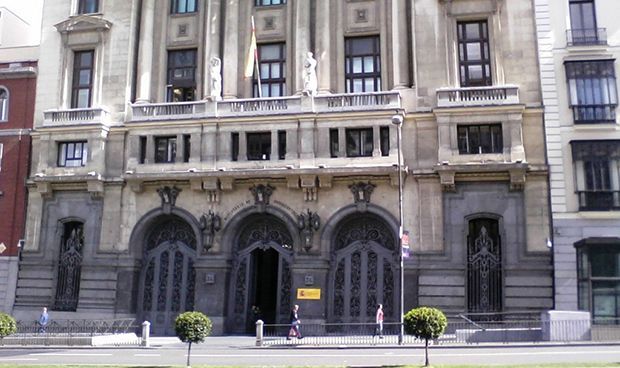 Educación otorga el título de especialista en Ciencias de la Salud a 47 EIR