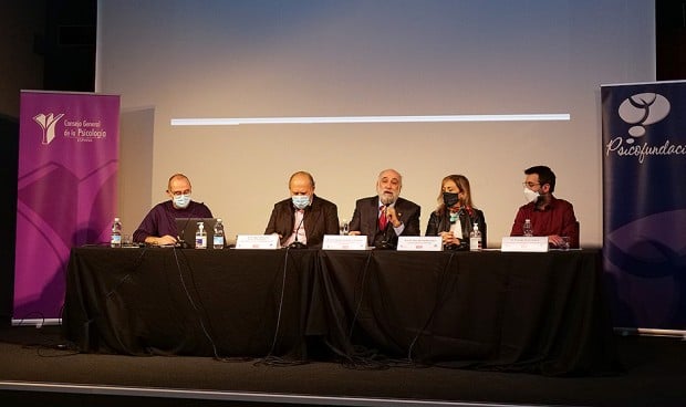 El 52% de los trabajadores sociales presenta depresión tras la pandemia