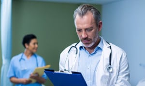 El 84,8% de los profesionales eligieron la medicina por vocación personal