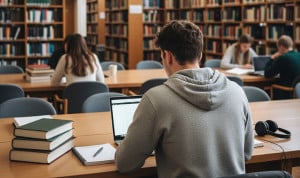La violencia hacia estudiantes de Medicina procede en la mayoría de ocasiones del propio alumnado.