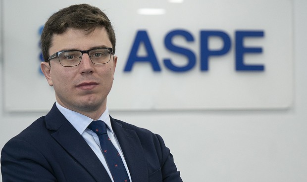 El 98% de los centros sanitarios privados busca personal de enfermería, según la patronal de la sanidad privada.