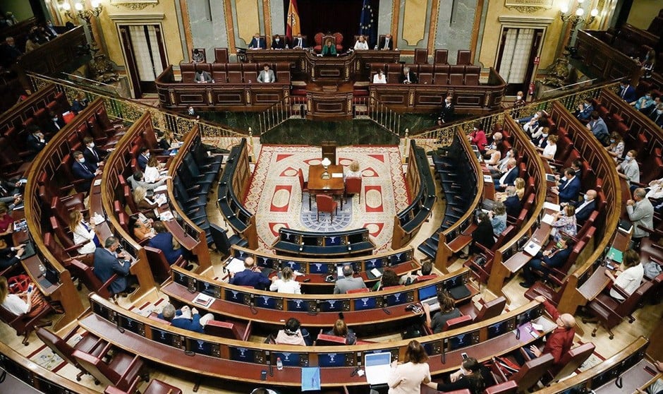 El Congreso de los Diputados se enfrenta a la reclasificación enfemera.
