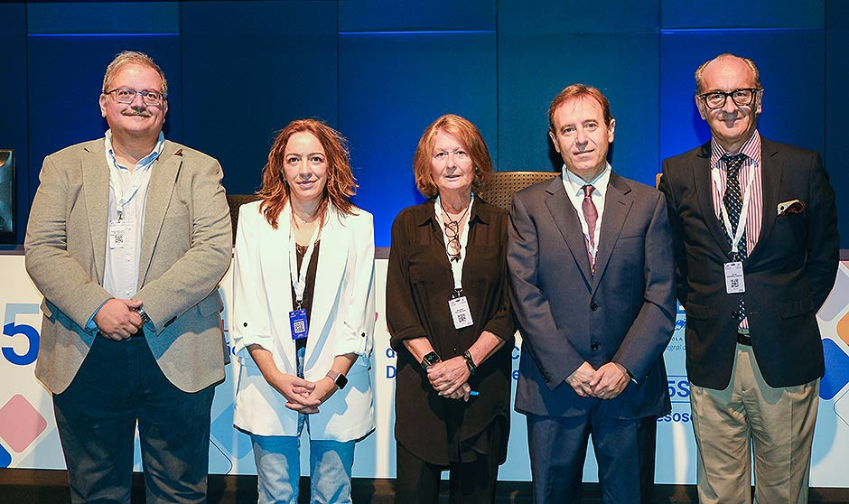 Médicos internistas analizan el futuro de la genética dentro de la especialidad