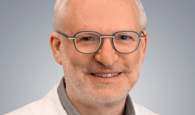 Adam Greenbaum, doctor en Medicina, cardiólogo autor del primer bypass sin abrir tórax