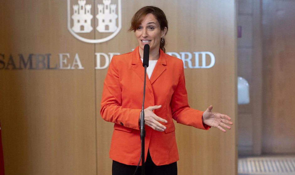 La portavoz de Más Madrid, Mónica García, no logra aprobar su plan de blindaje sanitario.