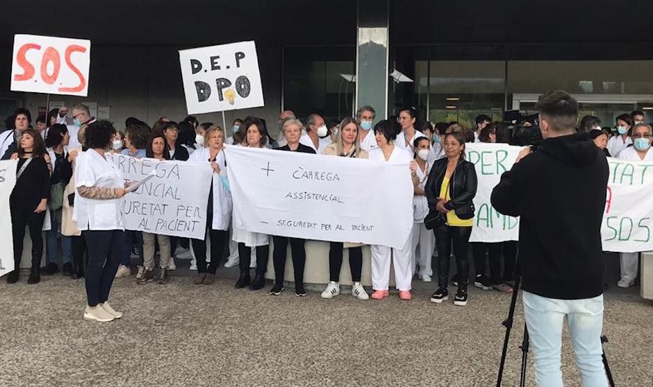 El calendario de reuniones para evitar la huelga de médicos catalanes