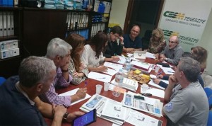 El cambio de consejero alarga (aún más) la resolución de la OPE de Medicina