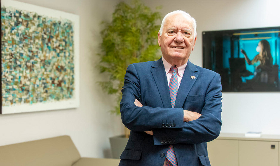 El CGE critica la negativa a aumentar las plazas para estudiar Enfermería