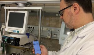 El CHUS desarrolla una 'app' que mide la dificultad respiratoria en niños